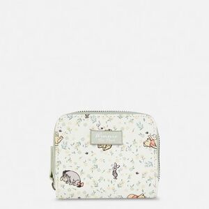 NEW Disney’s Winnie the Pooh Printed Wallet